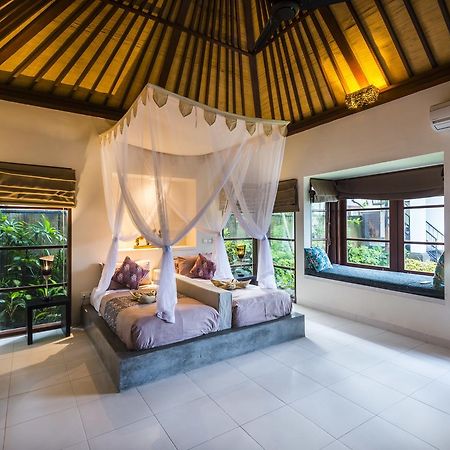 Villa Ayode Selemadeg 外观 照片